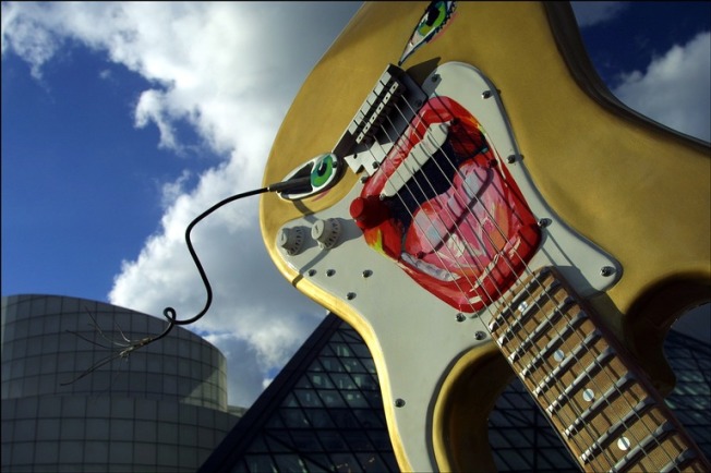 guitars-rock-and-roll-museum-6